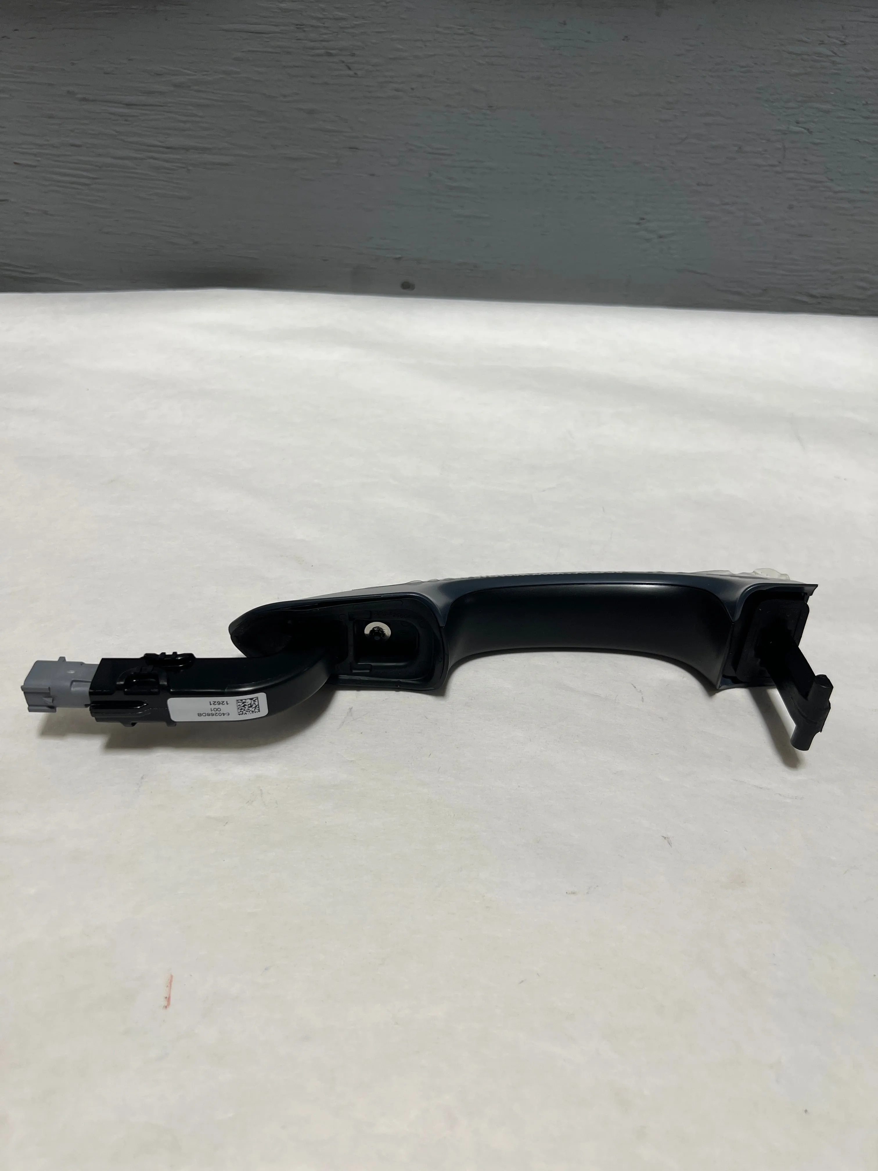 2015-2021 Ford Edge Passenger Side back Door Outside Handle Unpainted